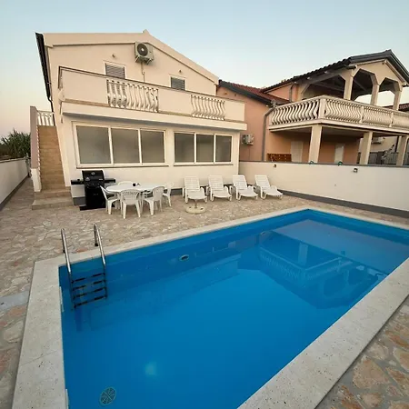 Apartman Mate Nin